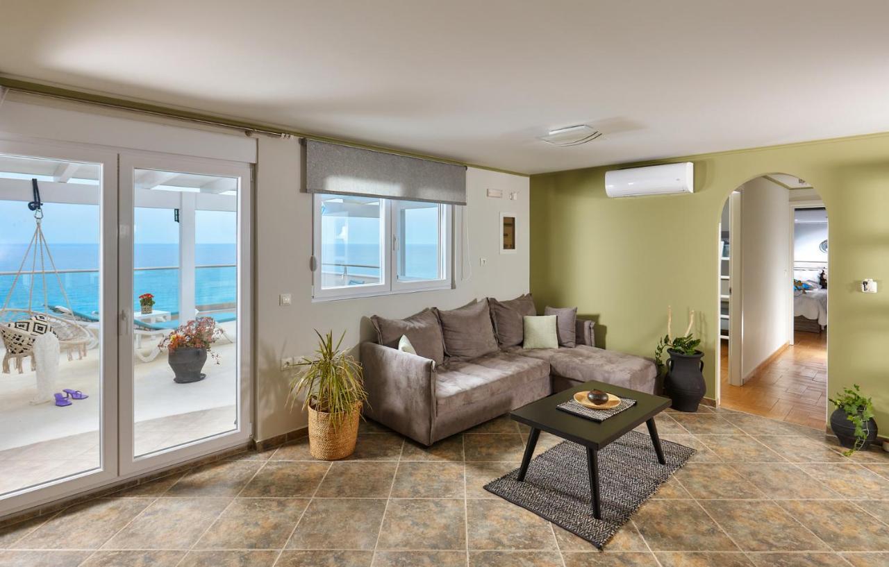 Ferienwohnung Breathtaking Sea View Flat In South Crete Keratókambos Exterior foto